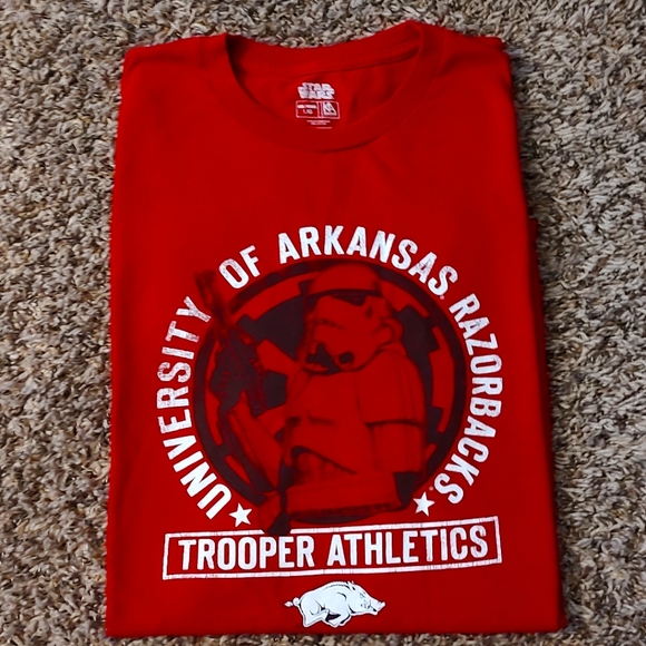 Arkansas Razorbacks T-Shirt - Picture 2 of 5